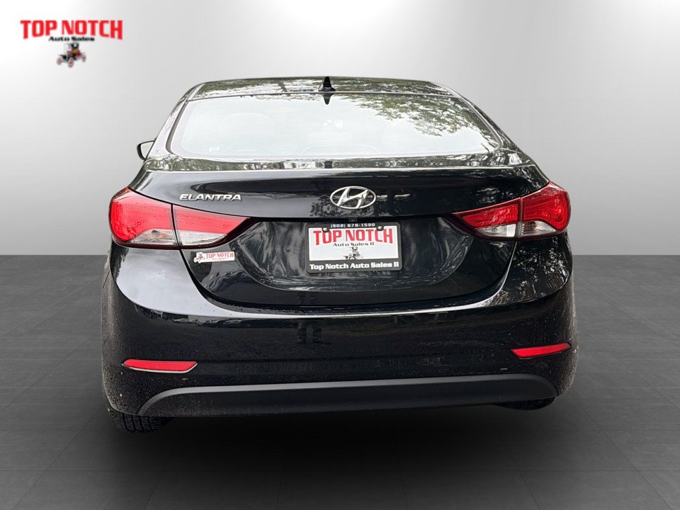 2014 Hyundai ELANTRA GLS, Keyless entry, MP3, Cruise control in COLDBROOK, Nova Scotia - 5 - w1024h768px
