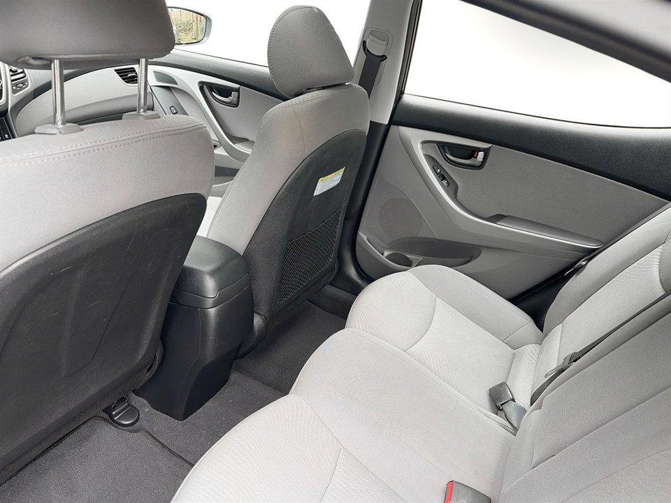 2014 Hyundai ELANTRA GLS, Keyless entry, MP3, Cruise control in COLDBROOK, Nova Scotia - 12 - w1024h768px