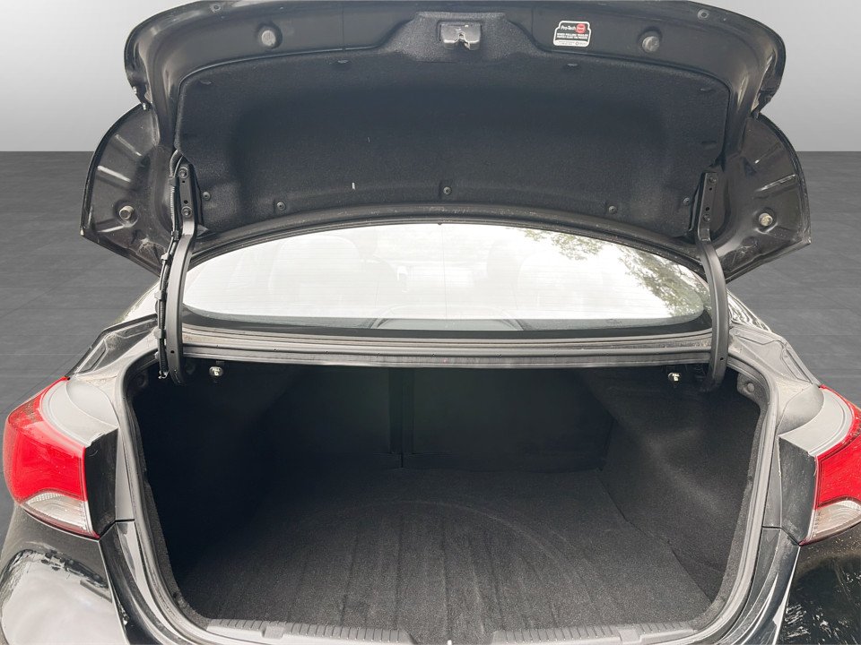 2014 Hyundai ELANTRA GLS, Keyless entry, MP3, Cruise control in COLDBROOK, Nova Scotia - 13 - w1024h768px