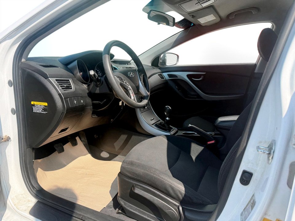 2015 Hyundai ELANTRA GL, Keyless entry, MP3, Cruise control in COLDBROOK, Nova Scotia - 9 - w1024h768px