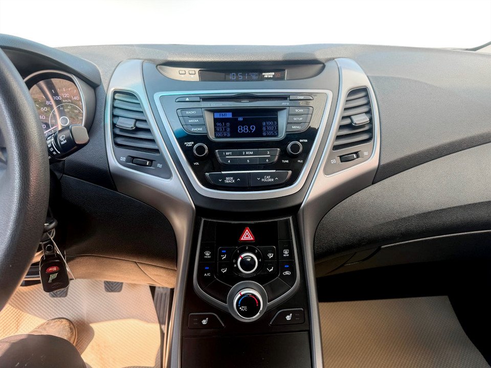 2015 Hyundai ELANTRA GL, Keyless entry, MP3, Cruise control in COLDBROOK, Nova Scotia - 12 - w1024h768px
