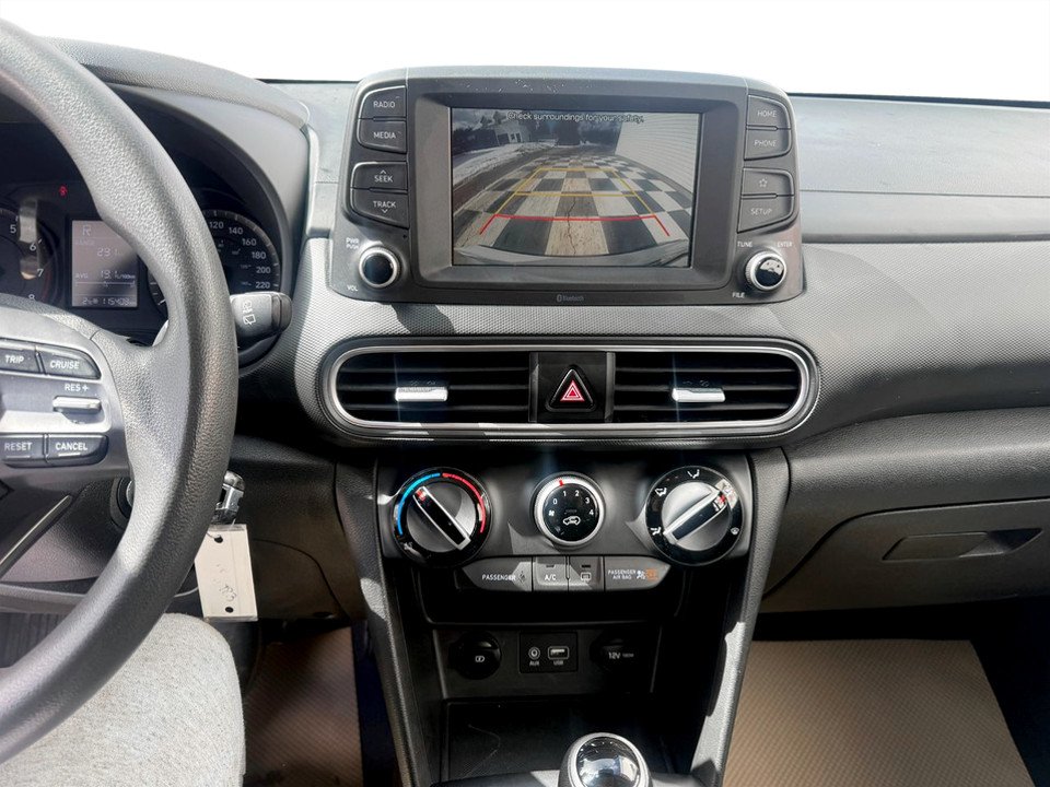 2021 Hyundai KONA Essential, keyless entry, backup camera, Bluetooth in COLDBROOK, Nova Scotia - 12 - w1024h768px