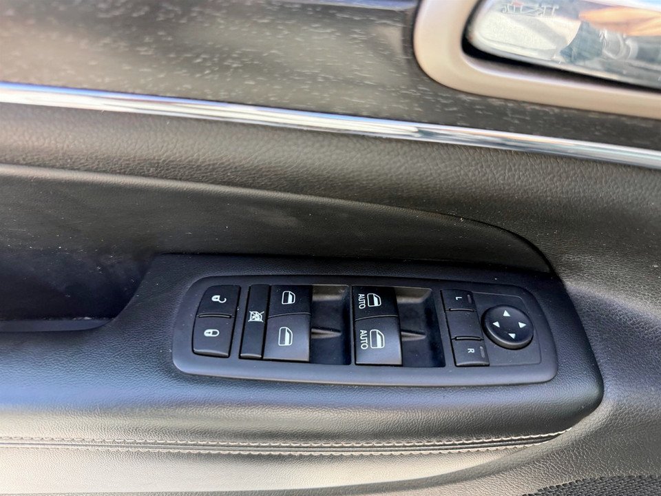 2017 Jeep GRAND CHEROKEE LIMITED Limited, keyless entry, backup camera, Bluetooth in COLDBROOK, Nova Scotia - 8 - w1024h768px