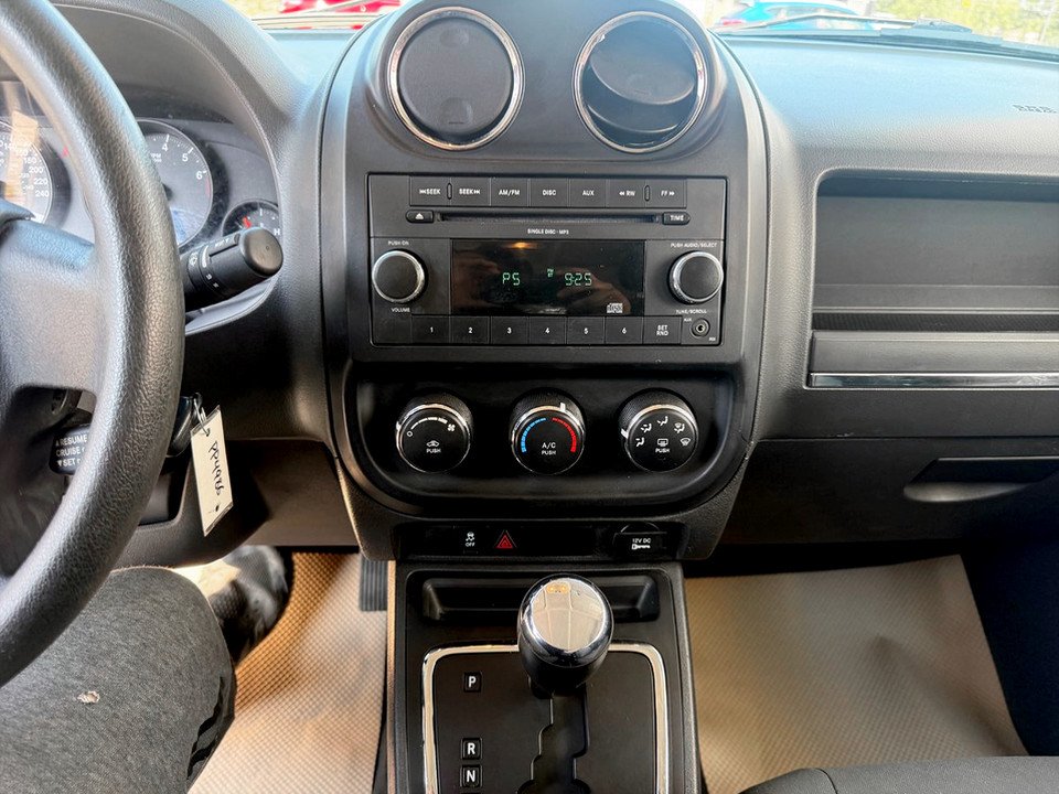 2010 Jeep PATRIOT North, Keyless entry, MP3, Cruise control in COLDBROOK, Nova Scotia - 12 - w1024h768px