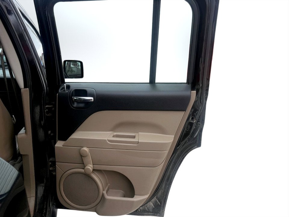Jeep PATRIOT Sport Altitude II 2017 à COLDBROOK, Nouvelle-Écosse - 14 - w1024h768px