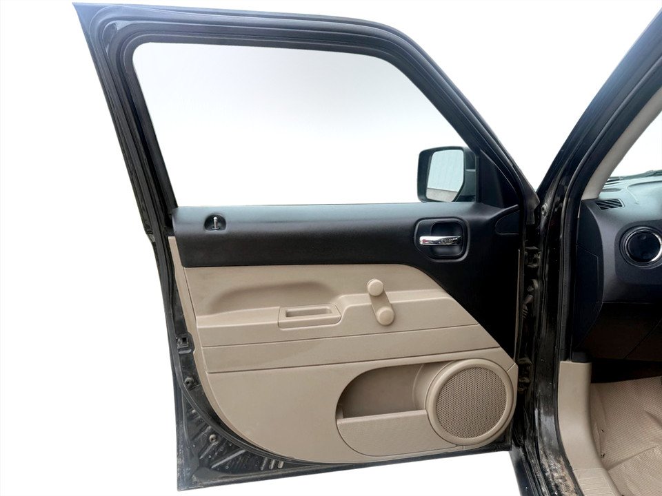 Jeep PATRIOT Sport Altitude II 2017 à COLDBROOK, Nouvelle-Écosse - 7 - w1024h768px