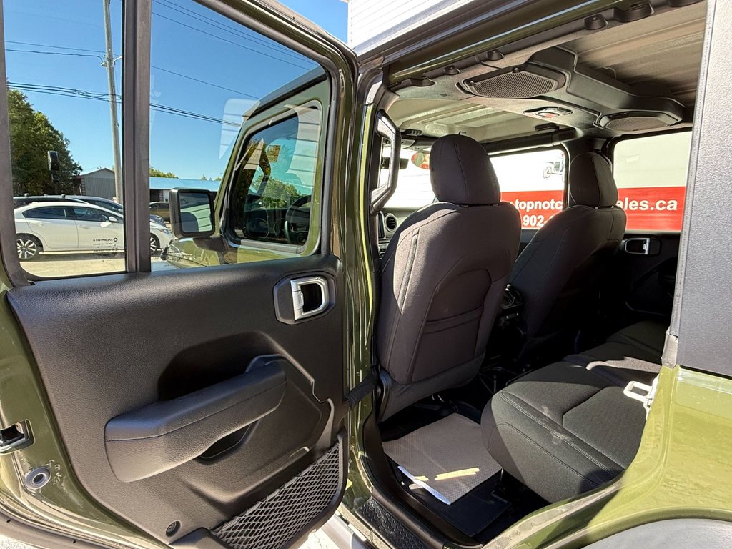 Jeep Wrangler Willys | Rugged AWD 4x4 | A/C & Rear Camera 2023 à COLDBROOK, Nouvelle-Écosse - 17 - w1024h768px