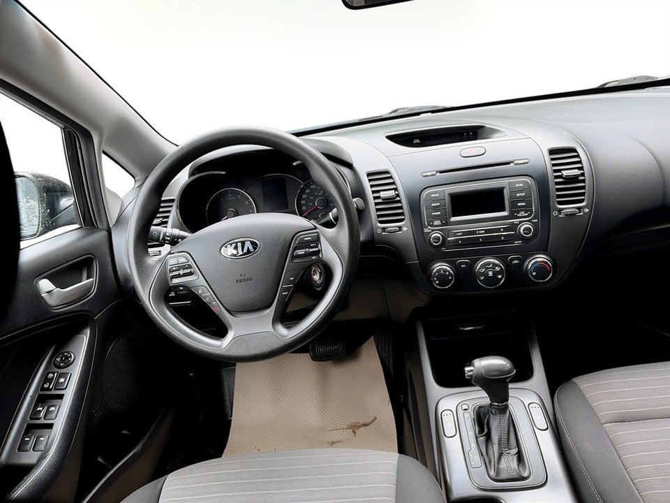 Kia FORTE EX, Keyless entry, MP3, Cruise control 2014 à Kentville, Nouvelle-Écosse - 11 - w1024h768px