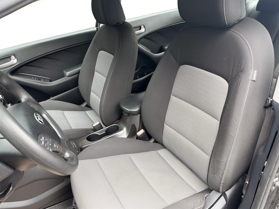 Kia FORTE EX, Keyless entry, MP3, Cruise control 2014 à Kentville, Nouvelle-Écosse - 7 - w1024h768px