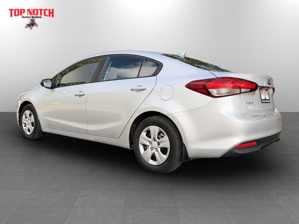2017 Kia FORTE LX , keyless entry, Cruise control, Bluetooth in COLDBROOK, Nova Scotia - 3 - w1024h768px