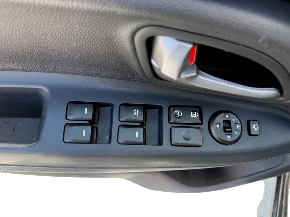 Kia RIO EX, keyless entry, backup camera, Bluetooth 2017 à Kentville, Nouvelle-Écosse - 8 - w1024h768px