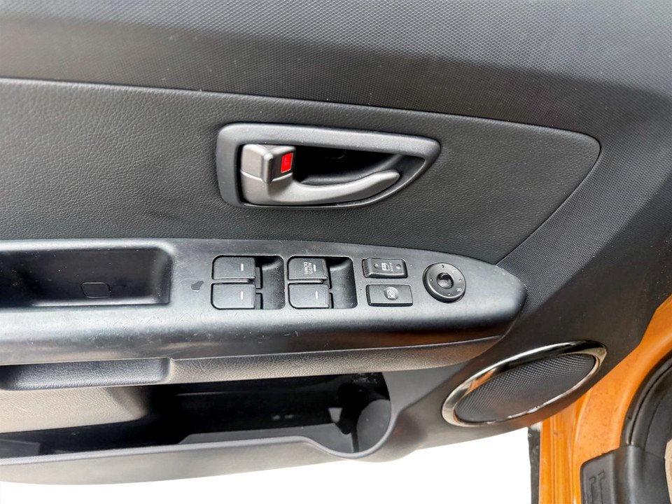 2011 Kia SOUL Sport, keyless entry, Cruise control, mp3 in COLDBROOK, Nova Scotia - 8 - w1024h768px