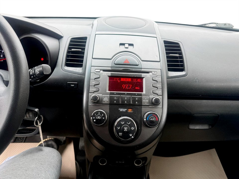 2011 Kia SOUL Sport, keyless entry, Cruise control, mp3 in COLDBROOK, Nova Scotia - 12 - w1024h768px