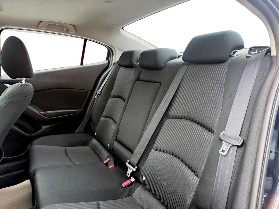 2014 Mazda MAZDA3 Touring, keyless entry, backup camera, Bluetooth in COLDBROOK, Nova Scotia - 15 - w1024h768px