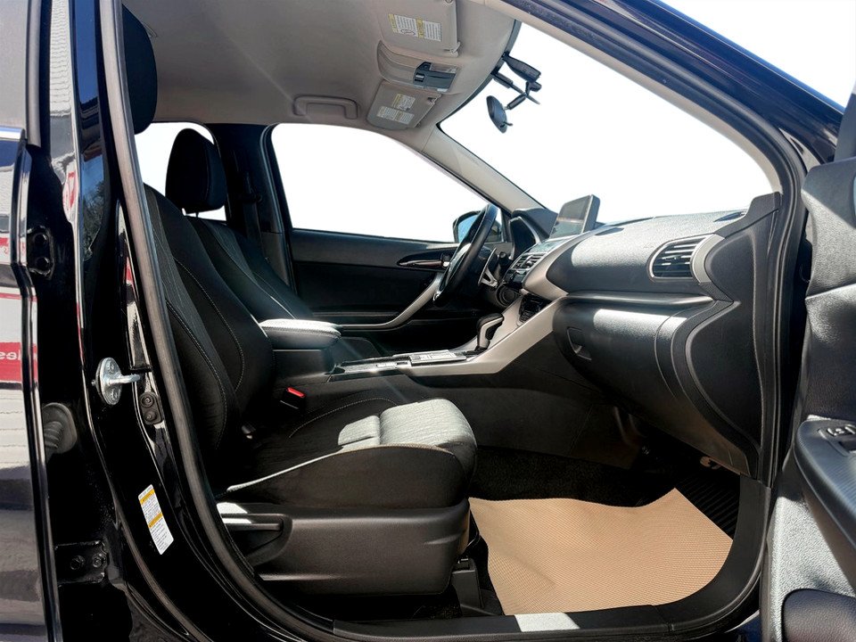 2019 Mitsubishi ECLIPSE CROSS SE, keyless entry, Cruise control, Bluetooth in COLDBROOK, Nova Scotia - 19 - w1024h768px