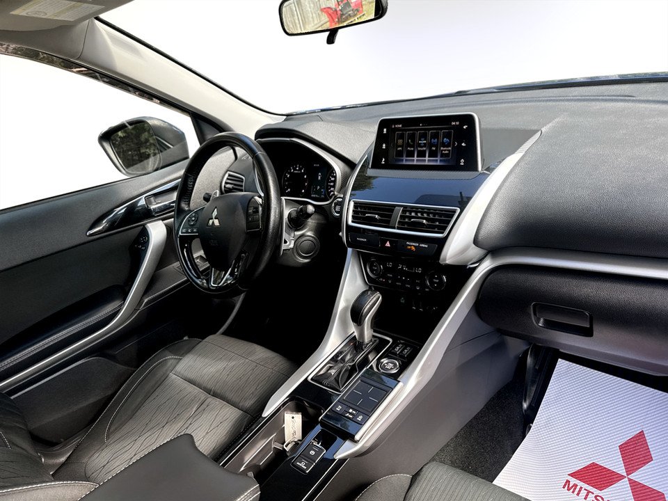 2019 Mitsubishi ECLIPSE CROSS SE, keyless entry, backup camera, Bluetooth in COLDBROOK, Nova Scotia - 6 - w1024h768px
