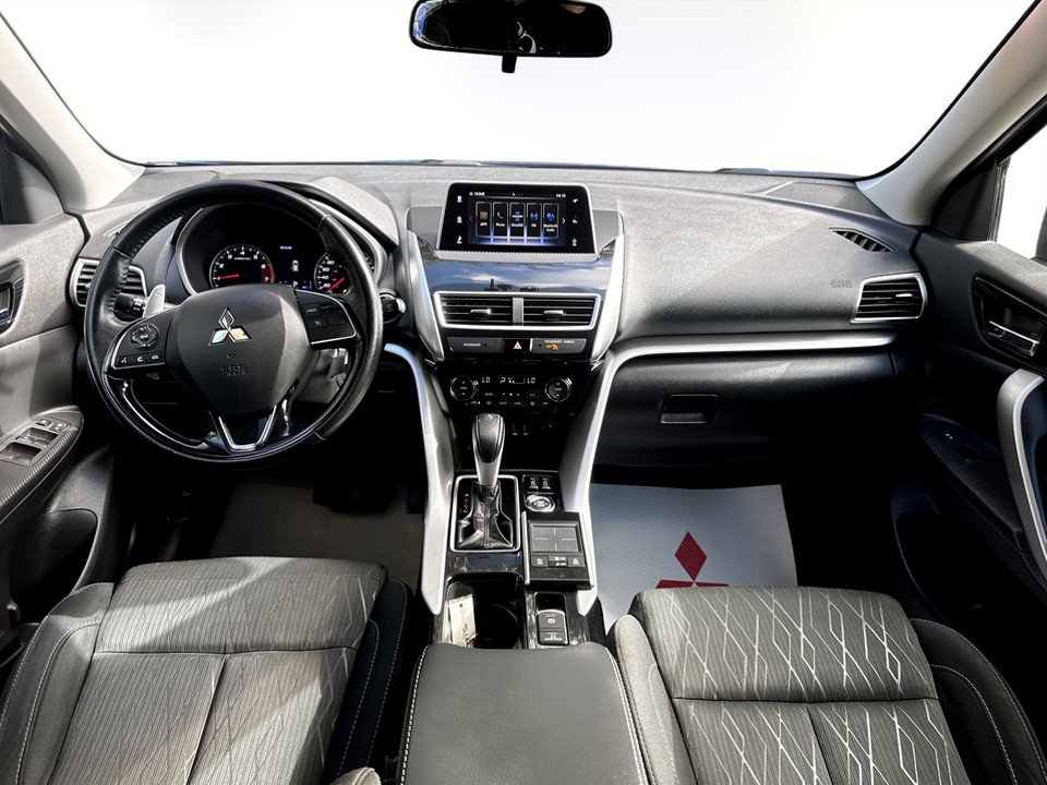 2019 Mitsubishi ECLIPSE CROSS SE, keyless entry, backup camera, Bluetooth in COLDBROOK, Nova Scotia - 10 - w1024h768px