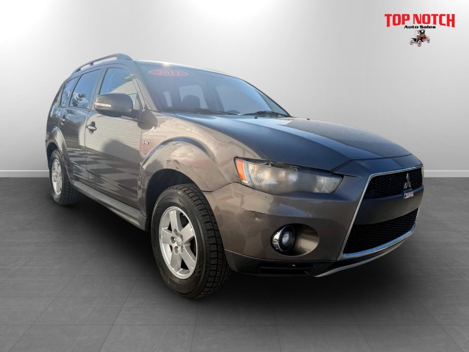 Mitsubishi OUTLANDER SE LS, keyless entry, backup camera, Bluetooth 2011 à COLDBROOK, Nouvelle-Écosse - 3 - w1024h768px