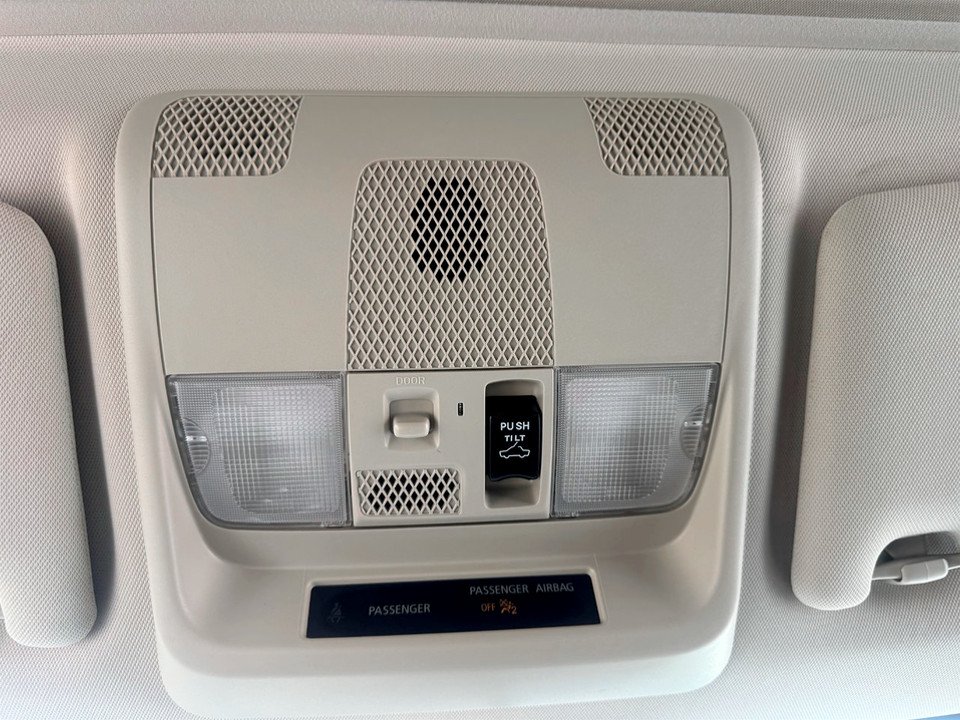 2020 Mitsubishi OUTLANDER ES, keyless entry, backup camera, Bluetooth in COLDBROOK, Nova Scotia - 13 - w1024h768px