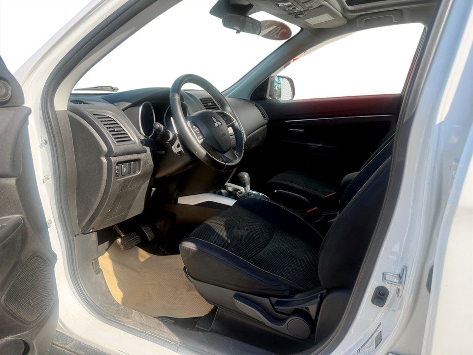 Mitsubishi RVR GT, keyless entry, backup camera, Bluetooth 2014 à Kentville, Nouvelle-Écosse - 9 - w1024h768px