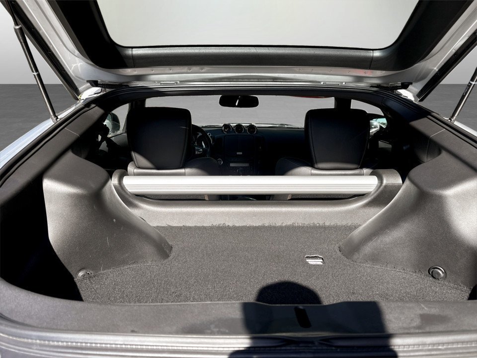 2009 Nissan 370Z Touring, Keyless entry, MP3, Cruise control in COLDBROOK, Nova Scotia - 12 - w1024h768px