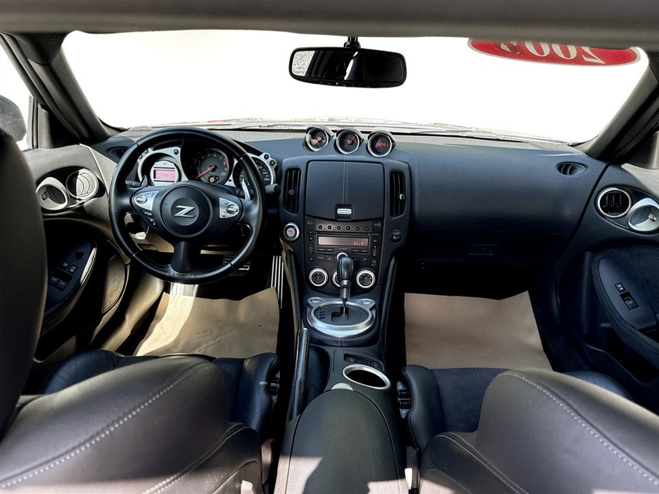 2009 Nissan 370Z Touring, Keyless entry, MP3, Cruise control in COLDBROOK, Nova Scotia - 10 - w1024h768px