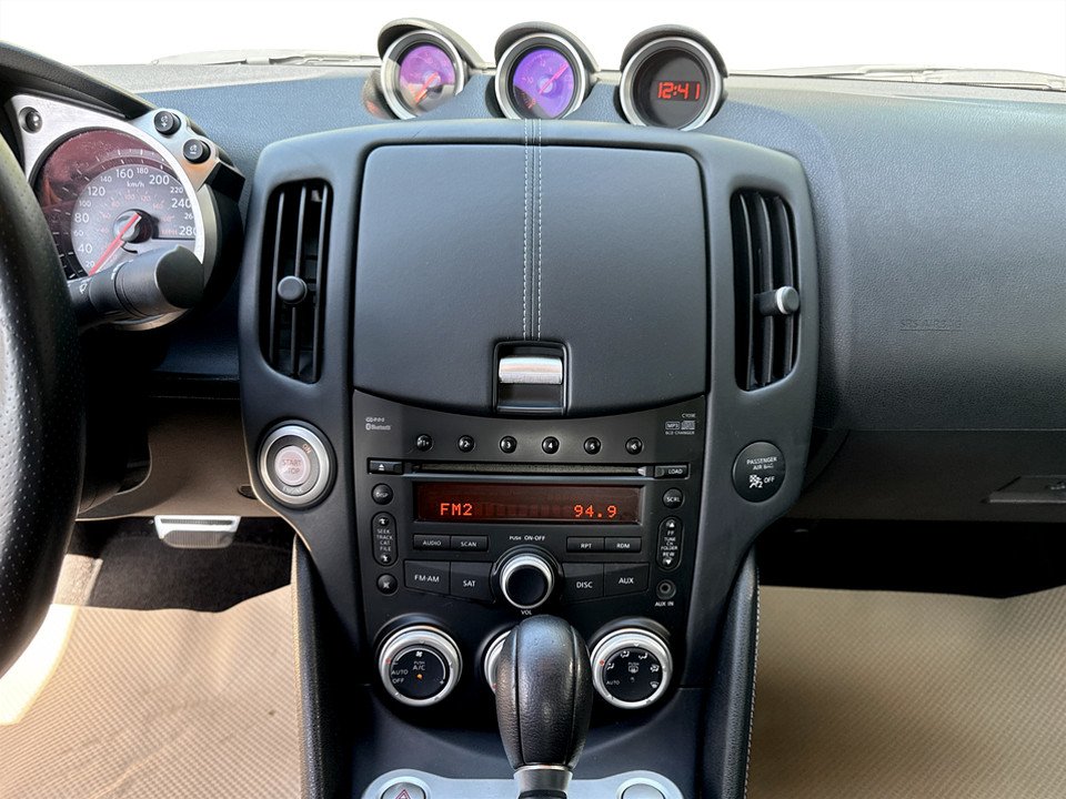 2009 Nissan 370Z Touring, Keyless entry, MP3, Cruise control in COLDBROOK, Nova Scotia - 9 - w1024h768px