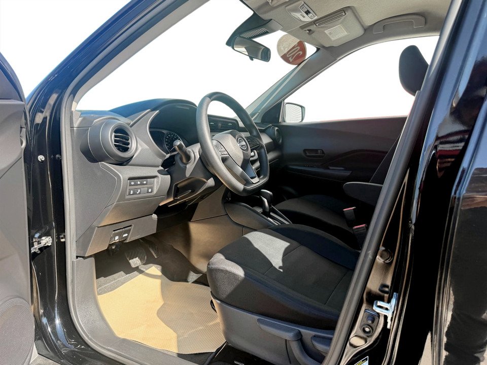 2024 Nissan KICKS S Sport, keyless entry, Cruise control, Bluetooth in COLDBROOK, Nova Scotia - 9 - w1024h768px