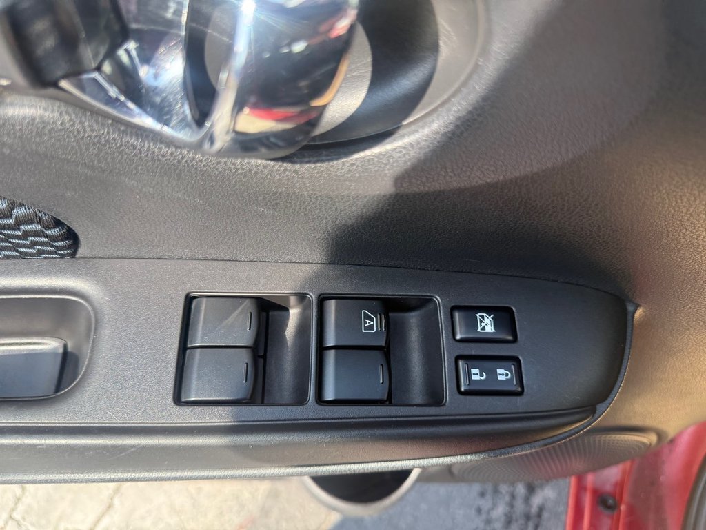 Nissan VERSA NOTE SV, keyless entry, Cruise control, Bluetooth 2016 à COLDBROOK, Nouvelle-Écosse - 8 - w1024h768px