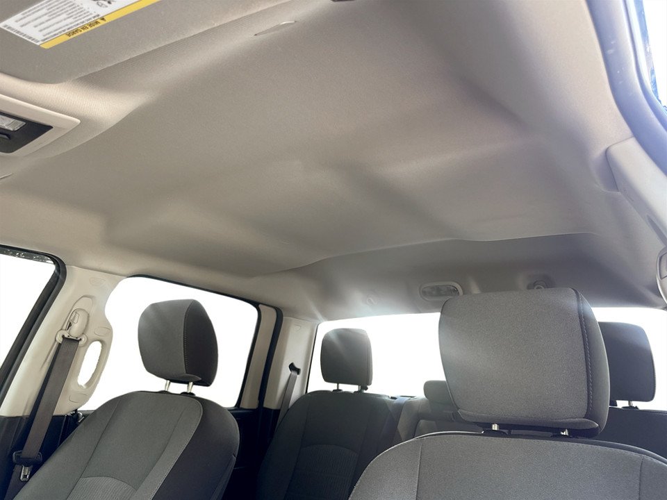 2023 Ram 1500 CLASSIC Express, keyless entry, Remote Start, Bluetooth in COLDBROOK, Nova Scotia - 8 - w1024h768px