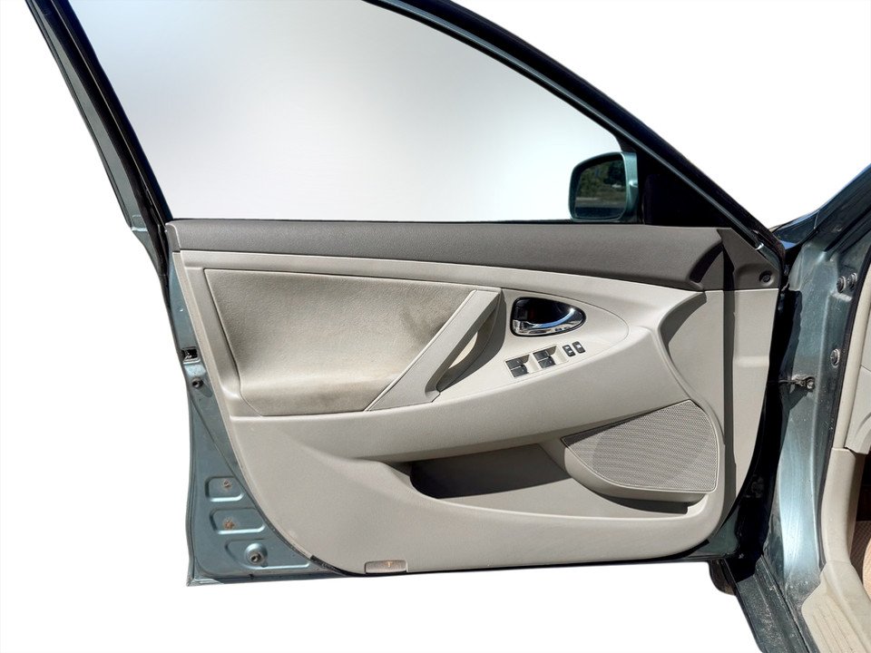 Toyota CAMRY/SE/LE/XLE LE, keyless entry, Cruise control, MP3 2010 à COLDBROOK, Nouvelle-Écosse - 7 - w1024h768px