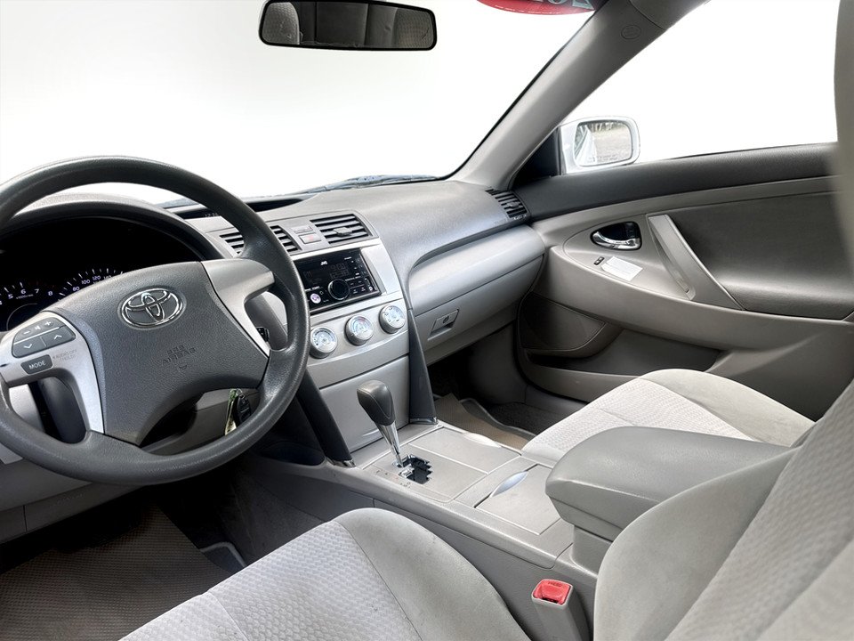 2010 Toyota CAMRY/SE/LE/XLE LE, Keyless entry, MP3, Cruise control in COLDBROOK, Nova Scotia - 11 - w1024h768px