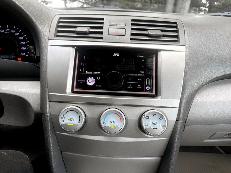 Toyota CAMRY/SE/LE/XLE LE, Keyless entry, MP3, Cruise control 2010 à COLDBROOK, Nouvelle-Écosse - 9 - w1024h768px