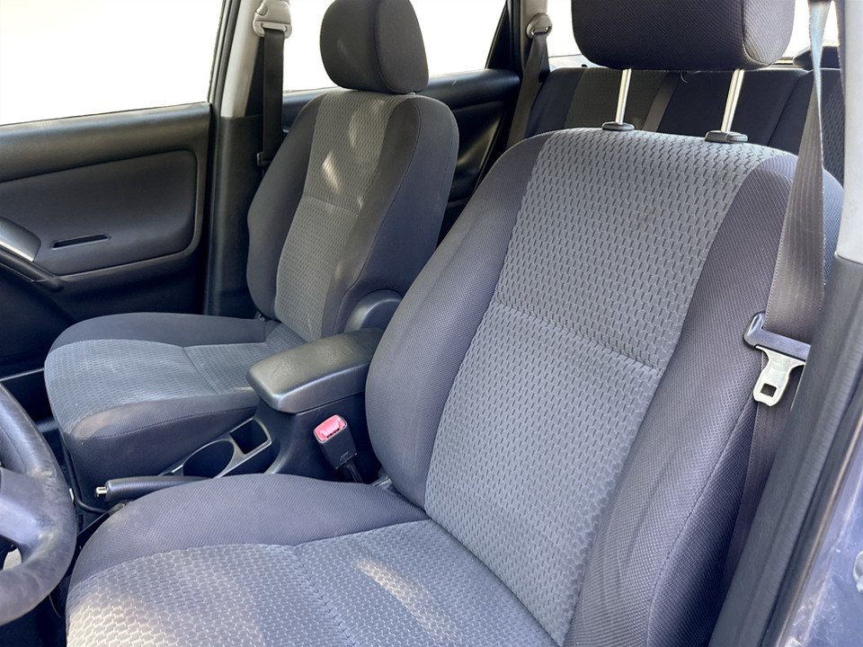 2005 Toyota MATRIX XR, Keyless entry, MP3, Cruise control in COLDBROOK, Nova Scotia - 7 - w1024h768px