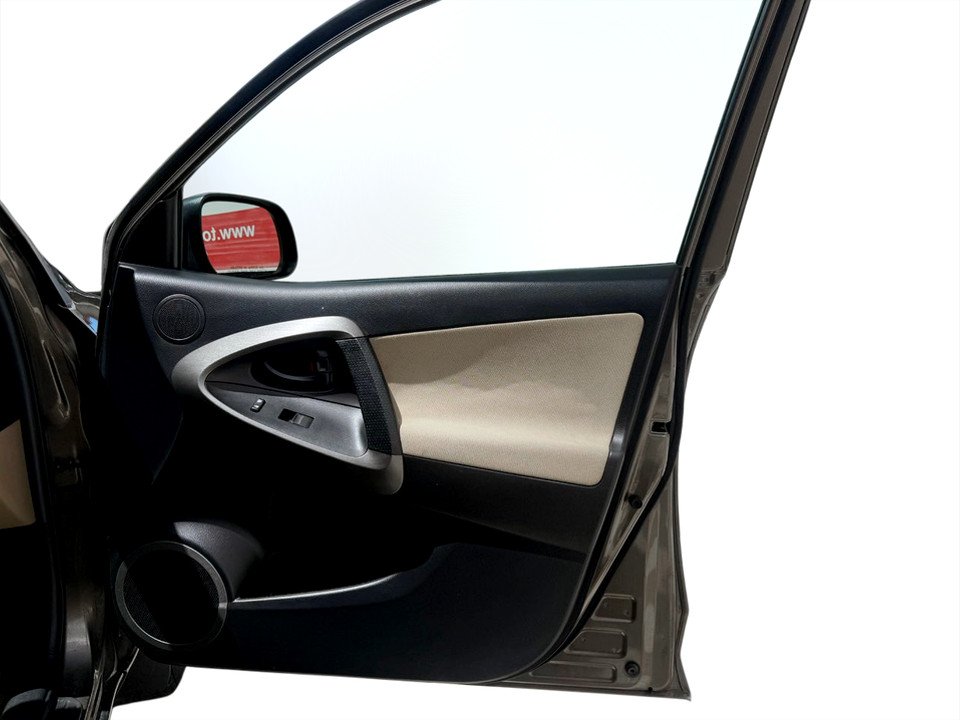 2011 Toyota RAV4 Base, Keyless entry, MP3, Cruise control in COLDBROOK, Nova Scotia - 18 - w1024h768px