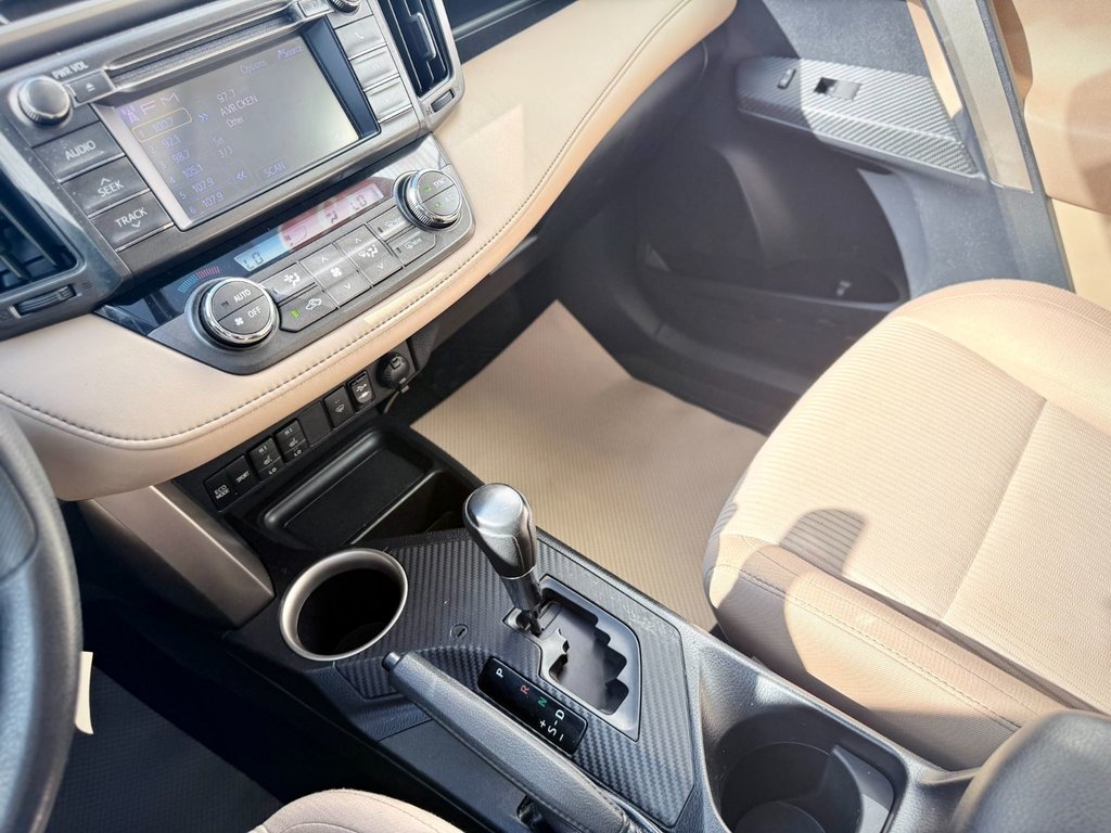 2013 Toyota RAV4 XLE | AWD, Sunroof, Rear Camera, FM/CD/Bluetooth in COLDBROOK, Nova Scotia - 21 - w1024h768px