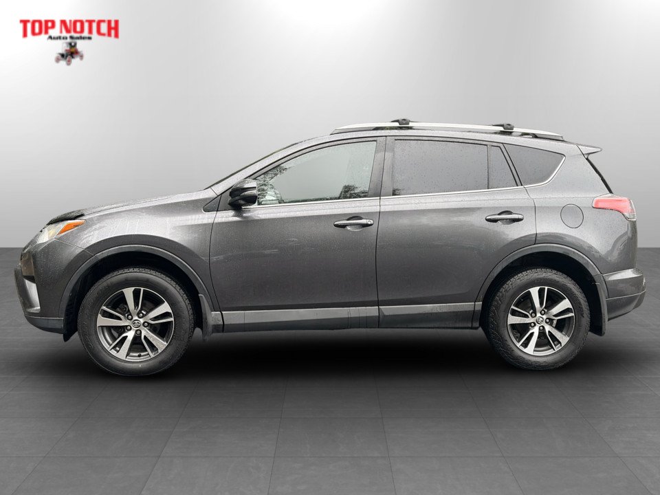 2018 Toyota RAV4 LE, keyless entry, Cruise control, Bluetooth in COLDBROOK, Nova Scotia - 2 - w1024h768px
