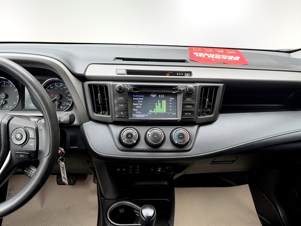 2018 Toyota RAV4 LE, keyless entry, Cruise control, Bluetooth in COLDBROOK, Nova Scotia - 9 - w1024h768px