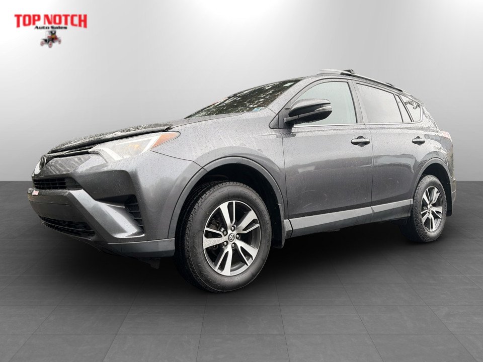 2018 Toyota RAV4 LE, keyless entry, Cruise control, Bluetooth in COLDBROOK, Nova Scotia - 1 - w1024h768px
