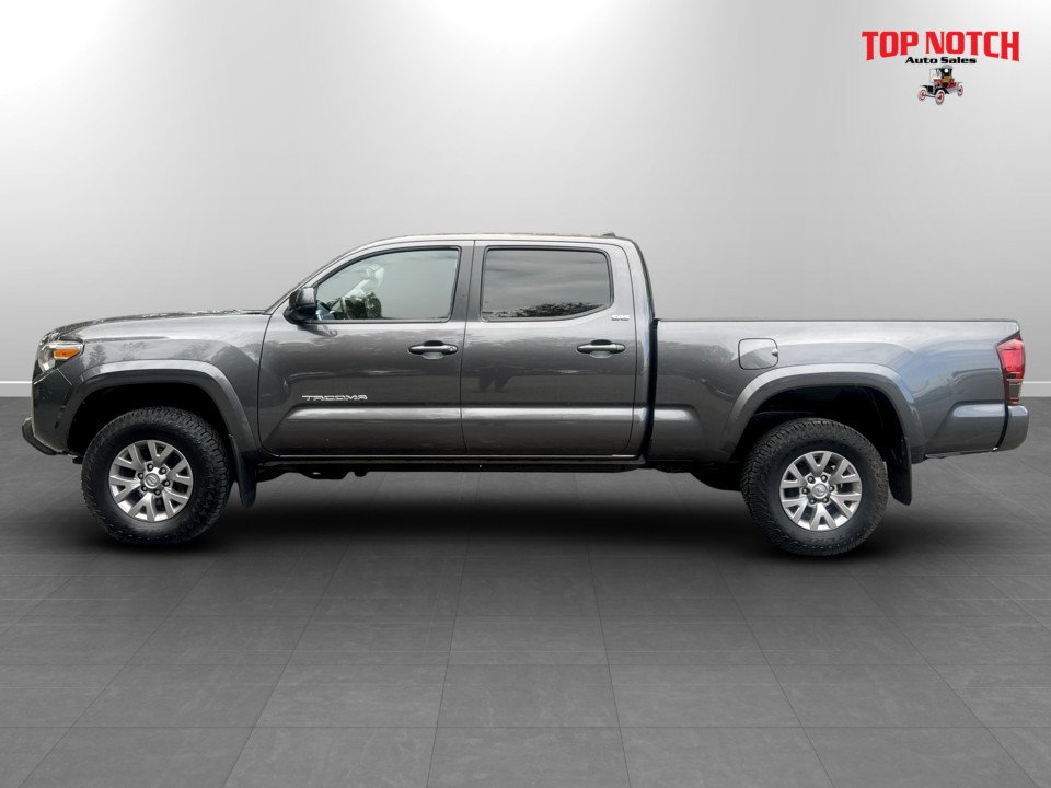 Toyota TACOMA SR5, keyless entry, backup camera, Bluetooth 2018 à Kentville, Nouvelle-Écosse - 2 - w1024h768px