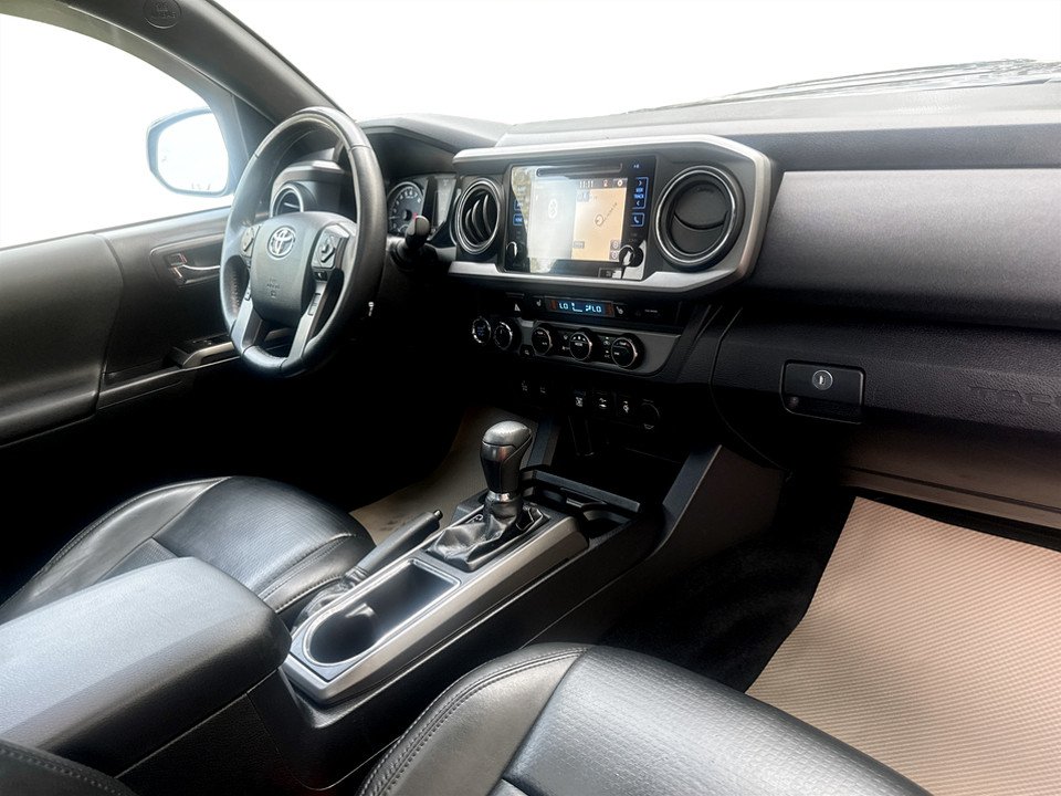 2019 Toyota TACOMA SR5, keyless entry, backup camera, Bluetooth in COLDBROOK, Nova Scotia - 6 - w1024h768px