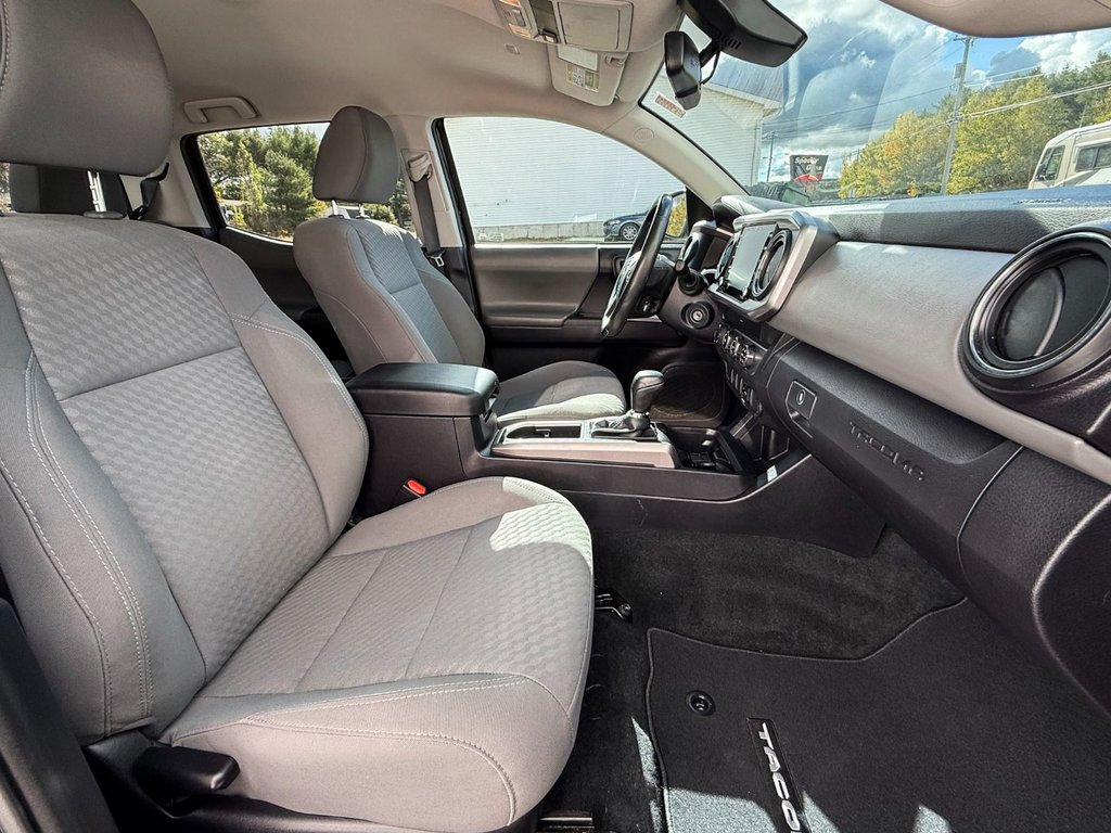 2020 Toyota Tacoma 4x4 Double Cab | Safety Assist | Bluetooth Enabled in COLDBROOK, Nova Scotia - 21 - w1024h768px