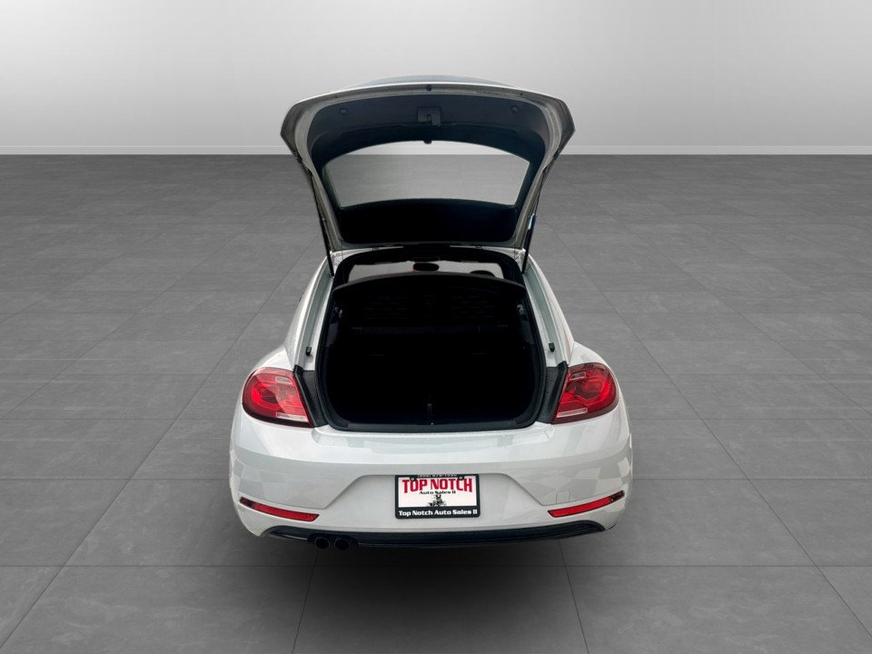 2017 Volkswagen BEETLE in COLDBROOK, Nova Scotia - 14 - w1024h768px