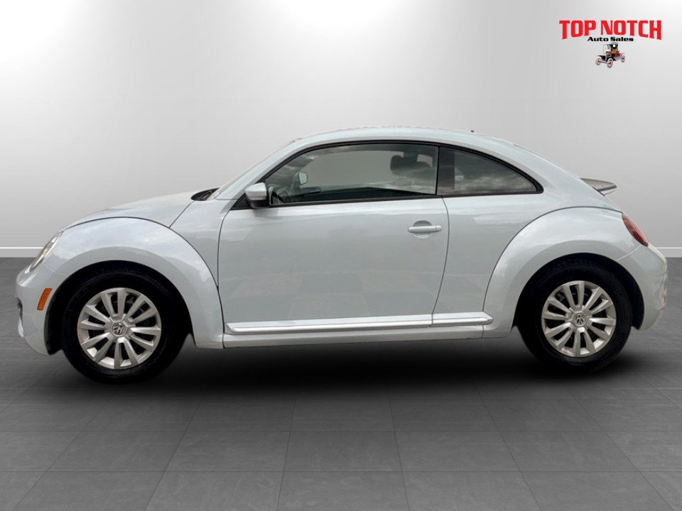 2017 Volkswagen BEETLE in COLDBROOK, Nova Scotia - 17 - w1024h768px