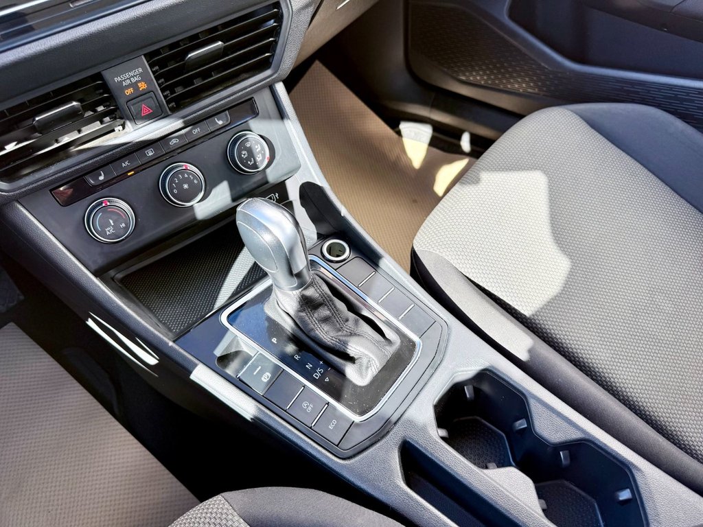 Volkswagen Jetta Comfortline | Heated Seats, Rear Camera, BT Audio 2019 à COLDBROOK, Nouvelle-Écosse - 16 - w1024h768px