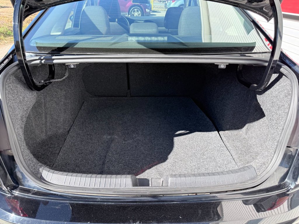 Volkswagen Jetta Comfortline | Heated Seats, Rear Camera, BT Audio 2019 à COLDBROOK, Nouvelle-Écosse - 19 - w1024h768px