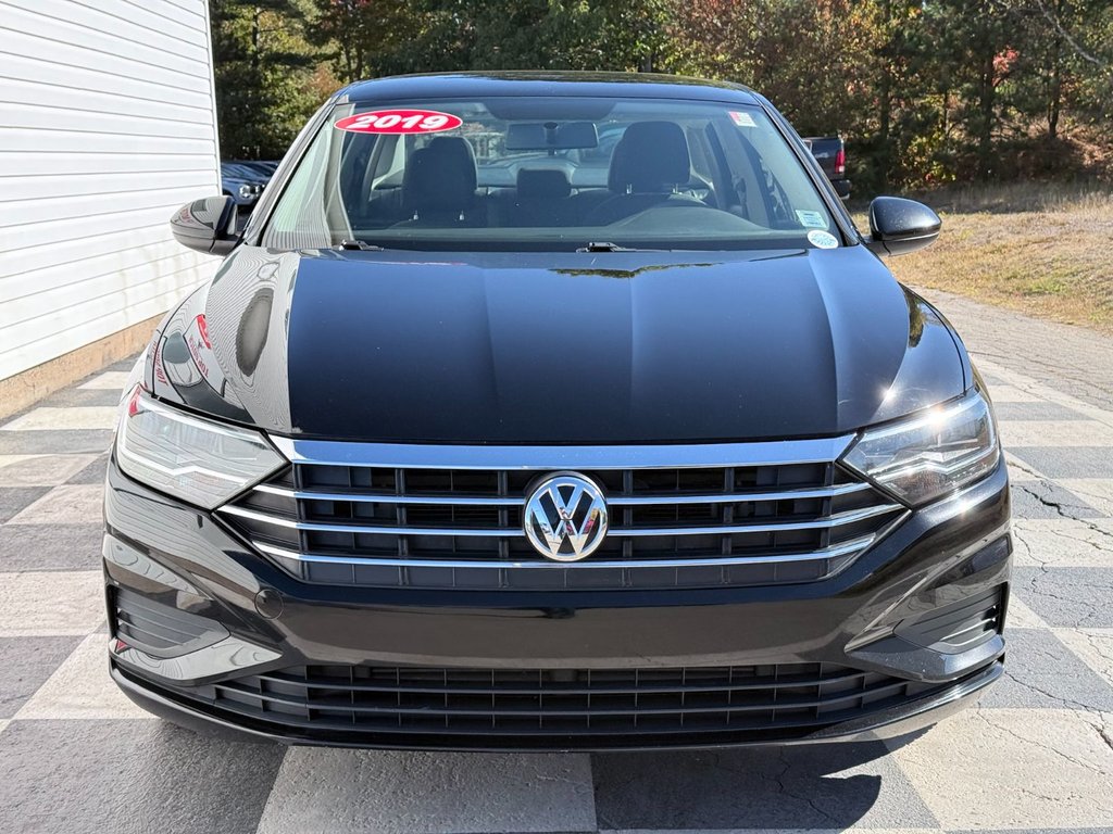 Volkswagen Jetta Comfortline | Heated Seats, Rear Camera, BT Audio 2019 à COLDBROOK, Nouvelle-Écosse - 2 - w1024h768px