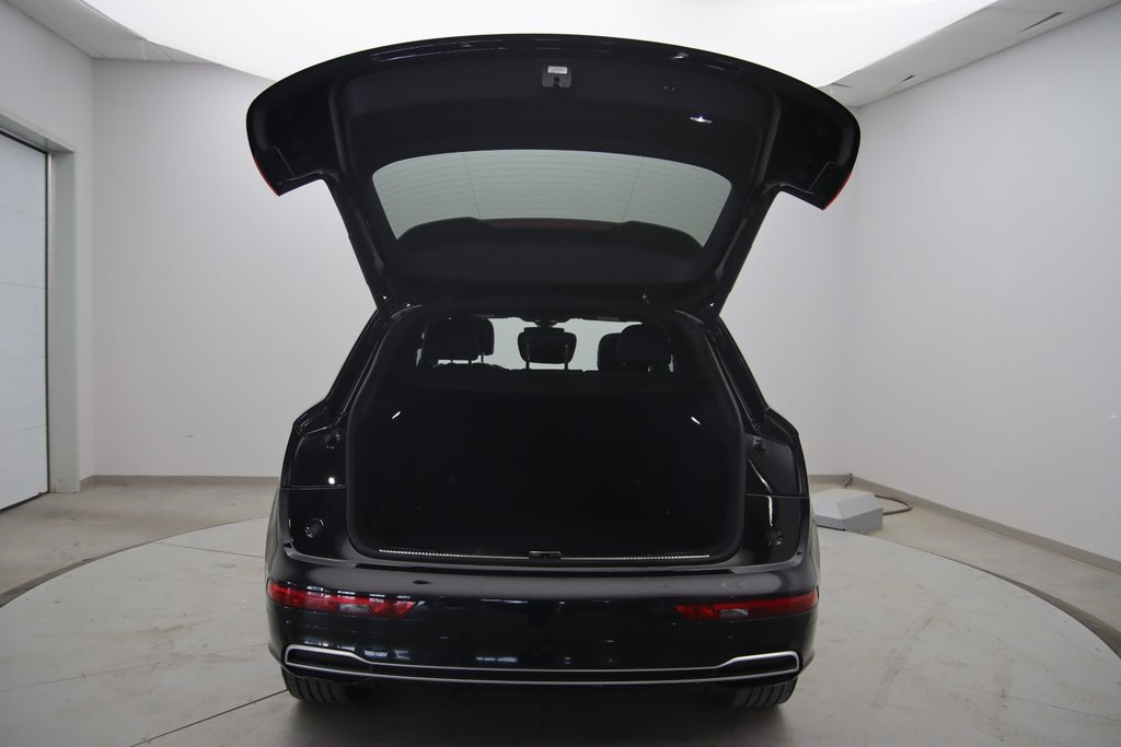 2018 Audi Q5 Technik in Jonquière, Quebec - 18 - w1024h768px