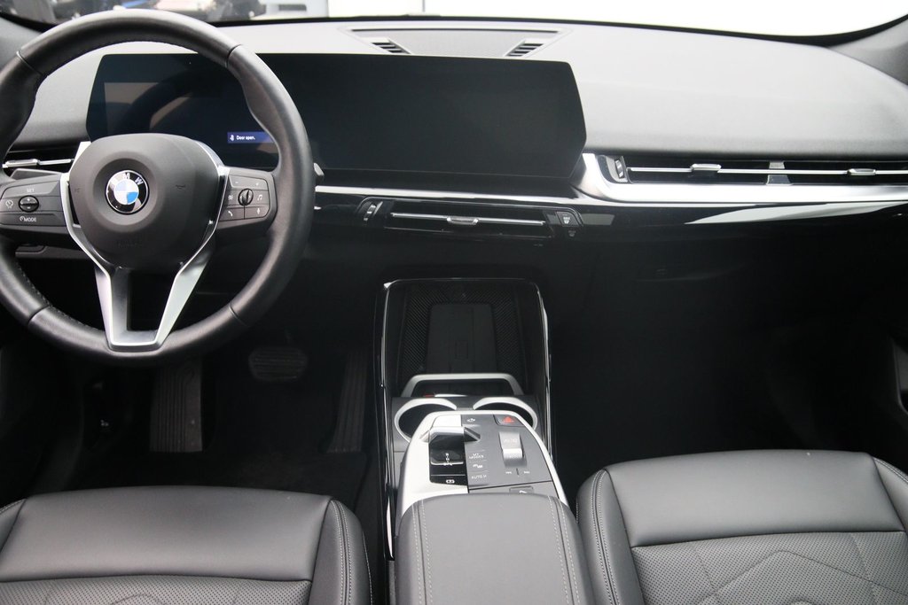 2025 BMW X1 in Baie-Comeau, Quebec - 11 - w1024h768px
