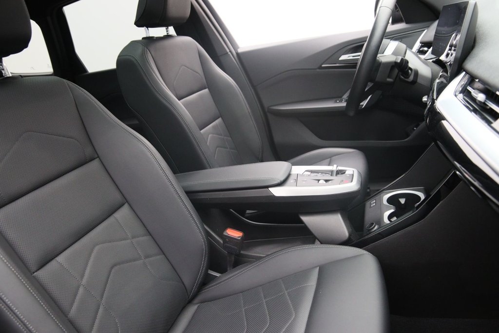 2025 BMW X1 in Baie-Comeau, Quebec - 16 - w1024h768px